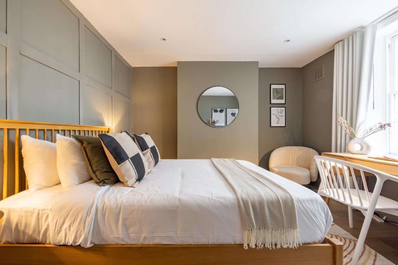 ロンドンThe Paddington Flat - Modern 2Bdr With Patioアパートメント エクステリア 写真