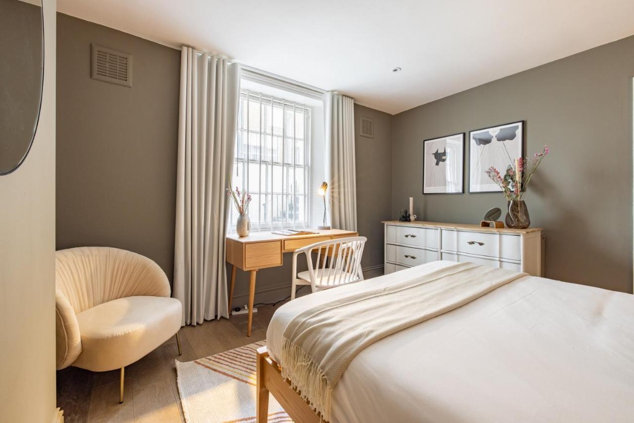 ロンドンThe Paddington Flat - Modern 2Bdr With Patioアパートメント エクステリア 写真